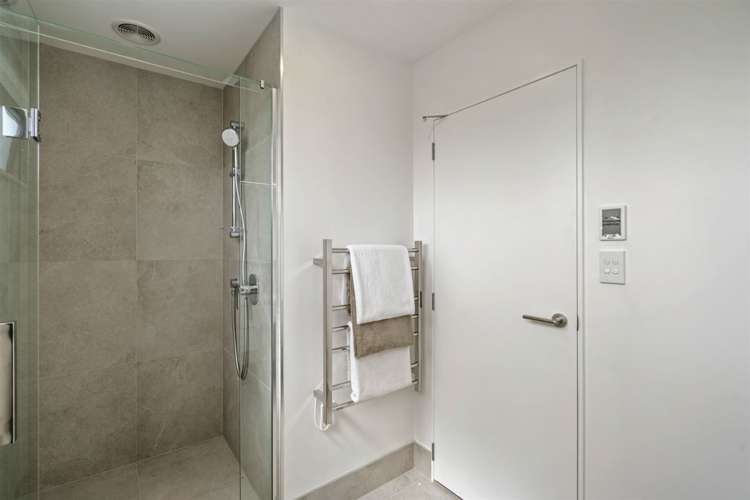 1c Lowe Street Belmont_9