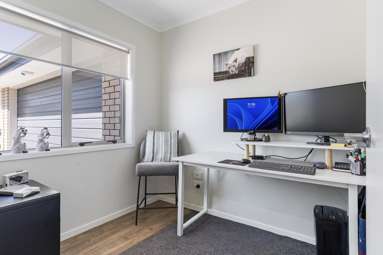 29 Armstrong Avenue_4
