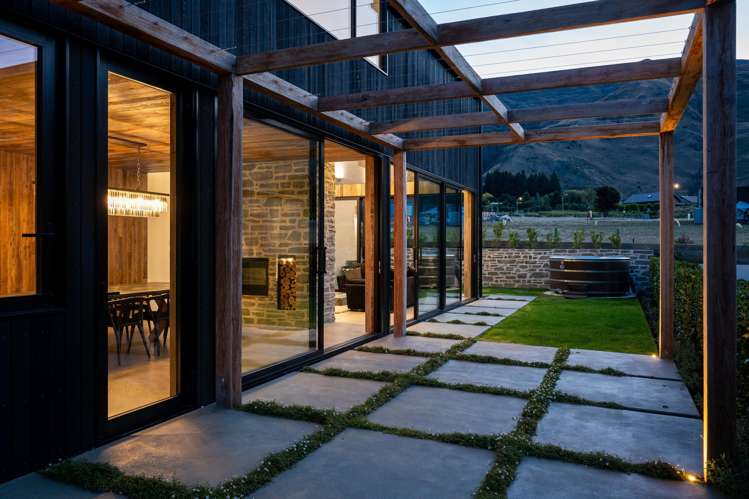 13 Theodore Court Wanaka_10