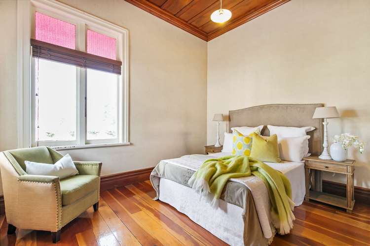 34 Mount Smart Road Onehunga_6