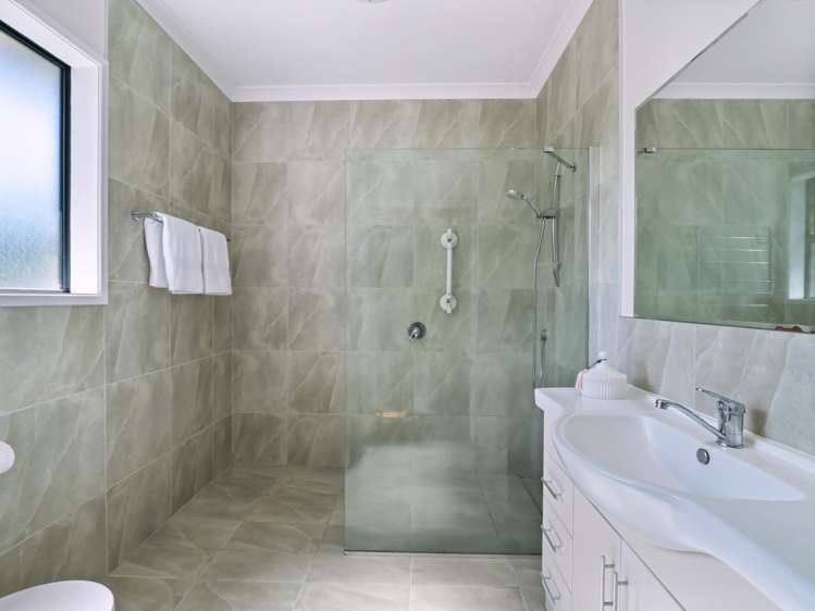 8 Pine Ridge Lane Aongatete_16