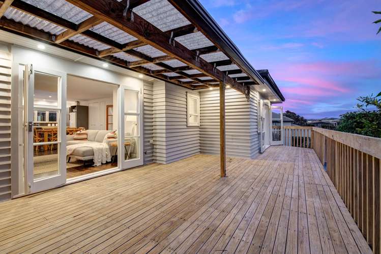 3 Moffat Road Red Beach_14