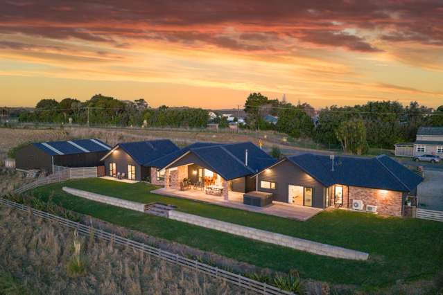 Luxurious home on highly productive land