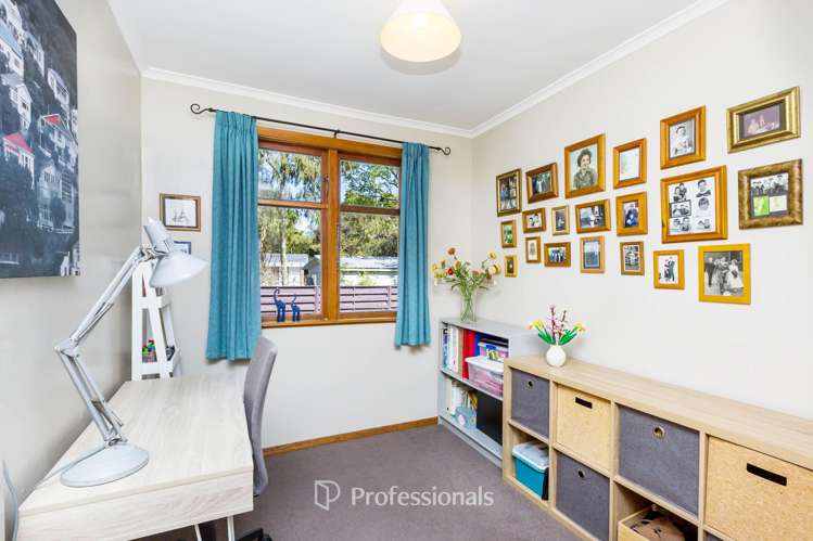 58 Heretaunga Square Silverstream_14