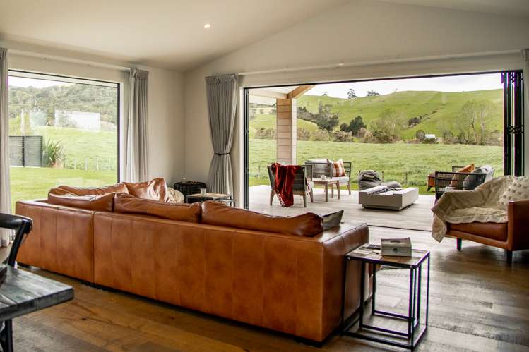 34 Powhiri Place Whitianga_10