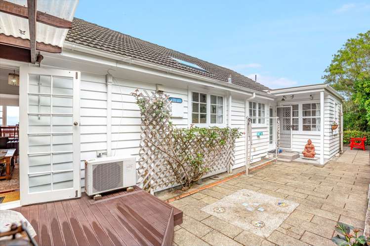 64 Lohia Street Khandallah_21