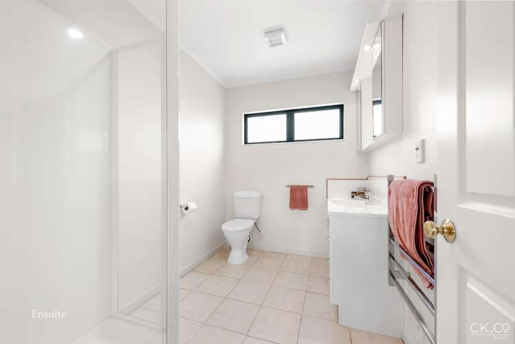 63 Kirton Drive Riverstone Terraces_11