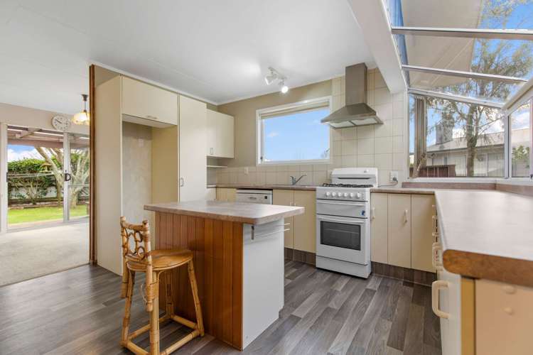 9 Browning Crescent Owhata_5