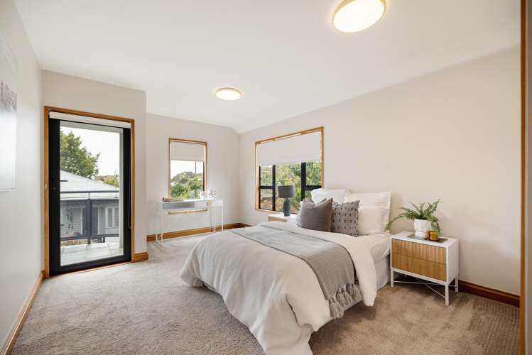 2/155 Yaldhurst Road Upper Riccarton_12