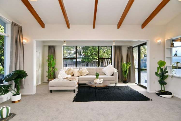 11 Price Place_5