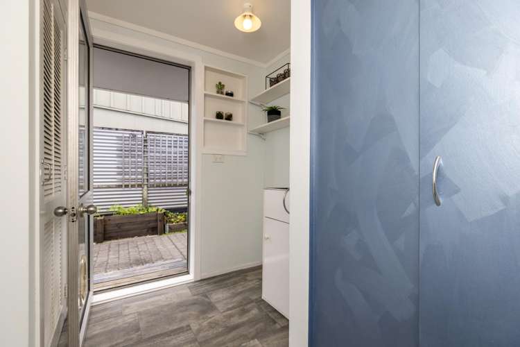 13 The Crescent Raumati South_23