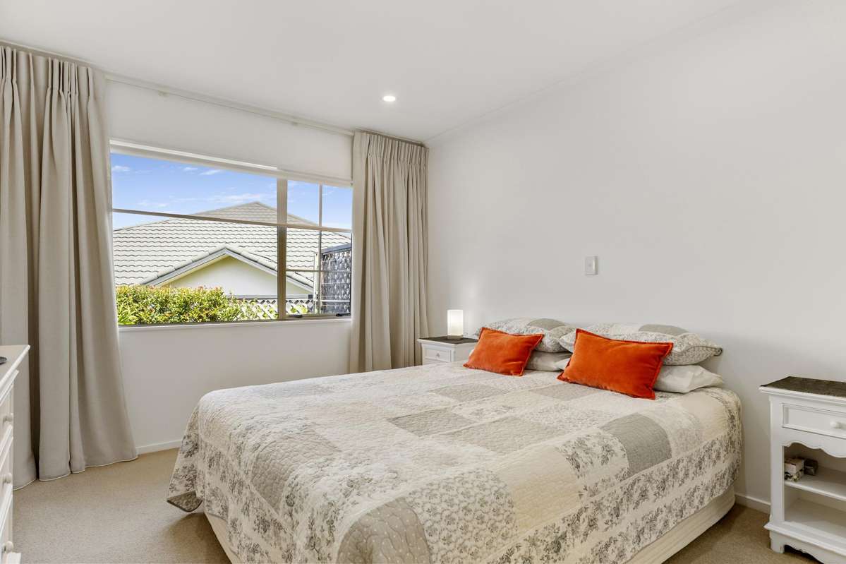 18 Lakeridge Close_5