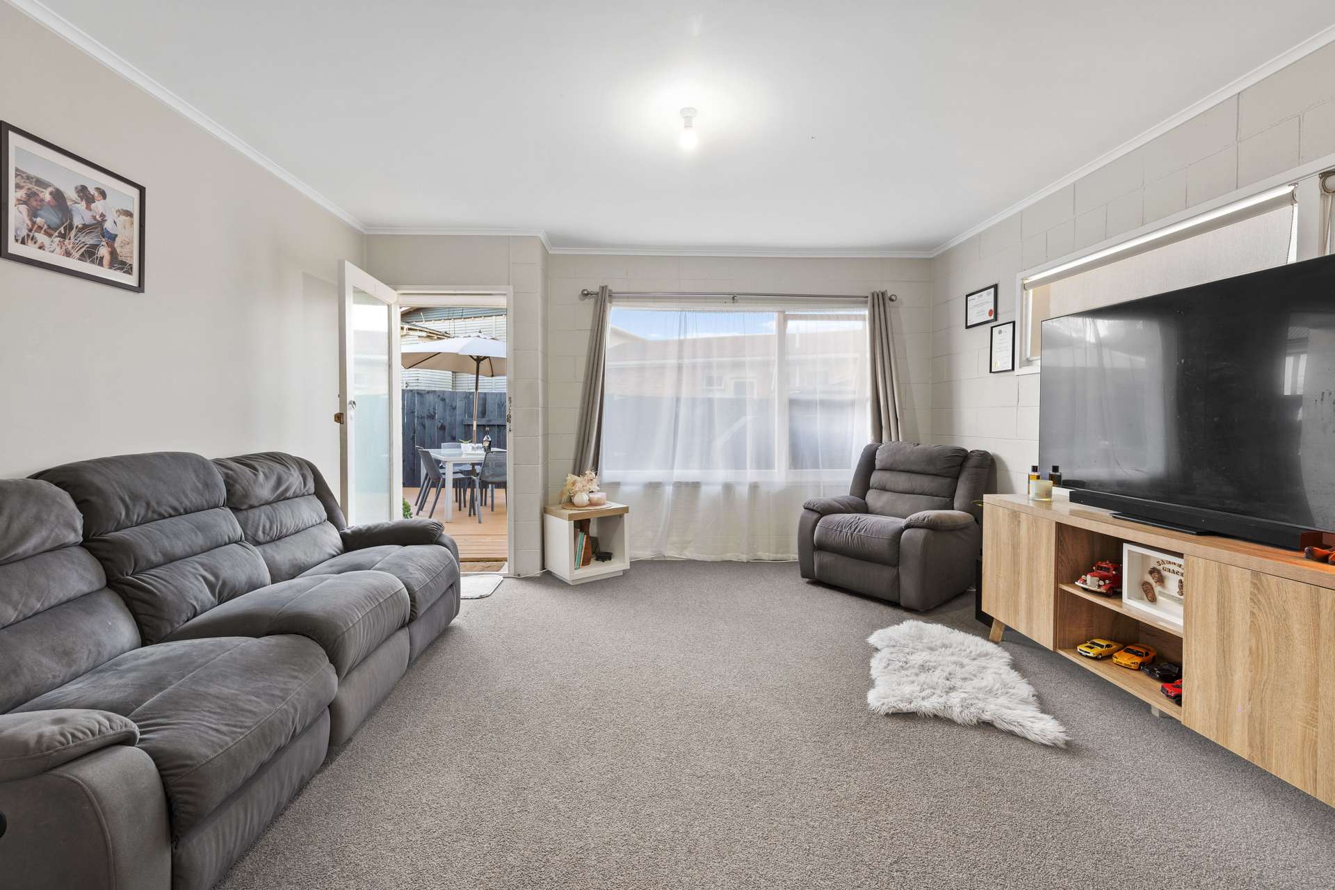 1/9 Plumley Crescent Mangere_0