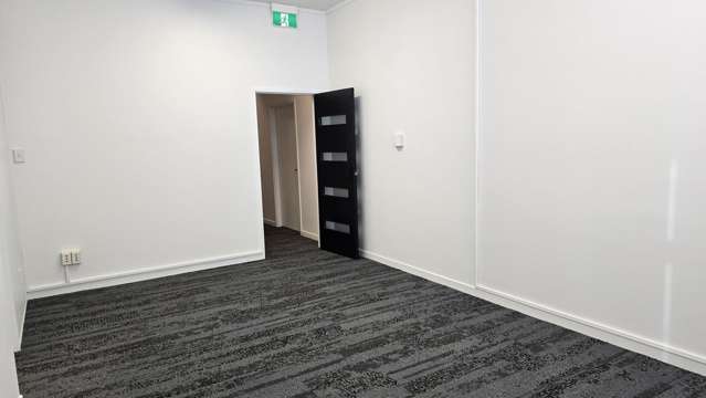 Suite 4, L1/17 Grey Street Tauranga Central_1