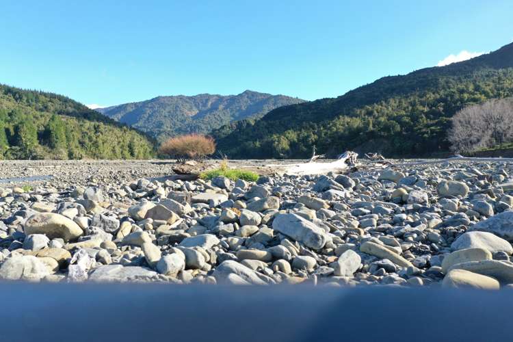 196 Griffiths Road Ruatoria_5