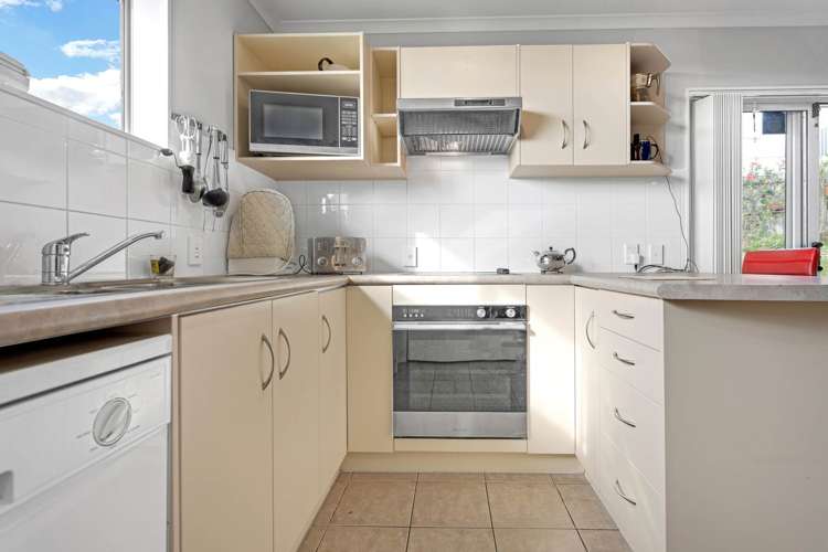 164 Keri Vista Rise Papakura_6