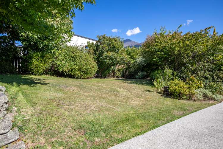 738 Peninsula Road Kelvin Heights_17