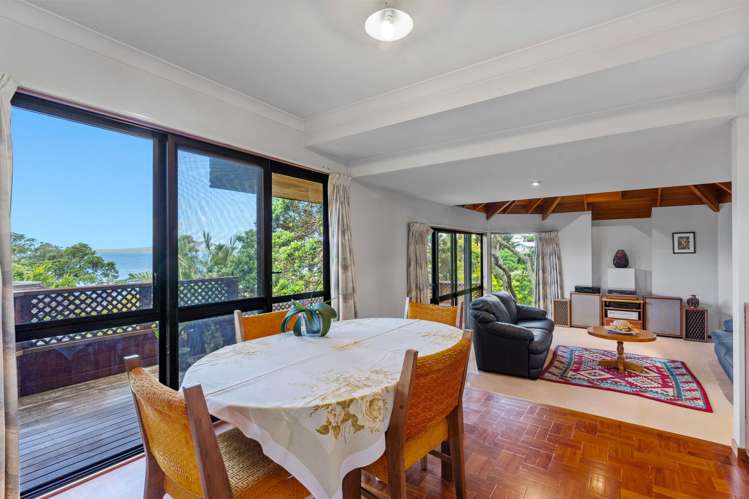 1/62 Beach Road Castor Bay_11