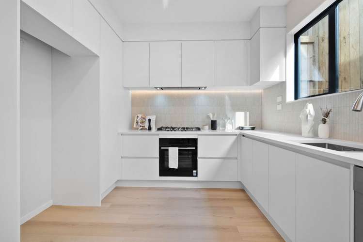 2/129 Arran Road Browns Bay_10