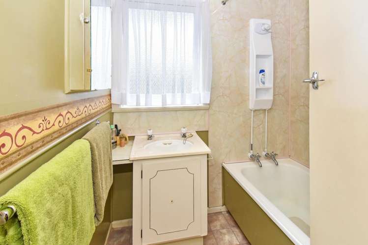 2 Berwyn Avenue Takanini_11