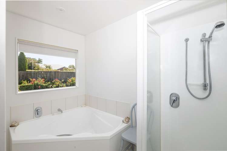 7 Francis Lane Masterton_12