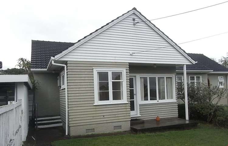 11 Westwell Road Belmont_0