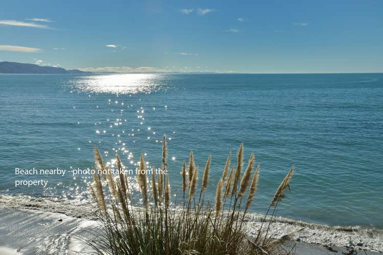 3 Browns Rise Māhia_3