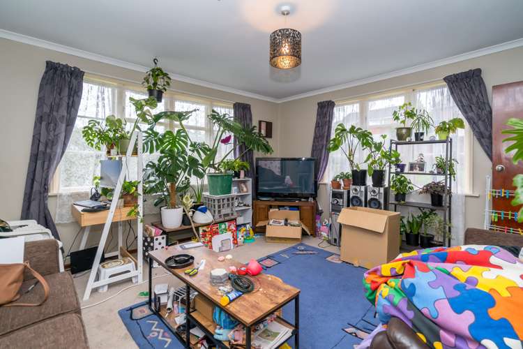 98 Panmure Avenue Calton Hill_8