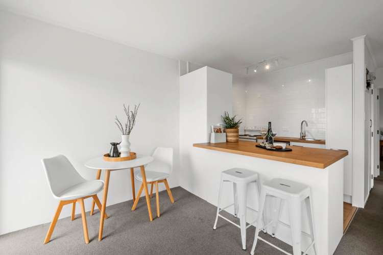 2/71 Church Street Devonport_4