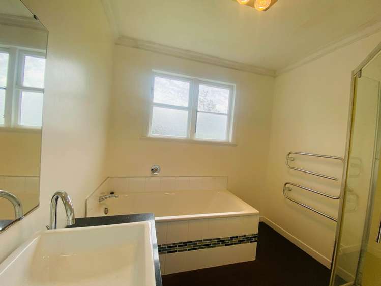 413A Glenbrook-Waiuku Road Glenbrook_12