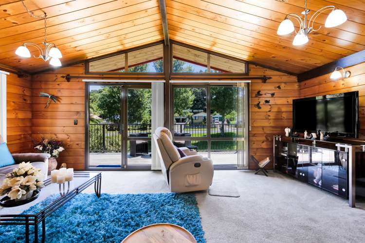 11 Lombardy Place Whalers Gate_7