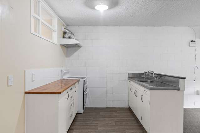 Flat 2/53 Albert Street Hamilton East_4