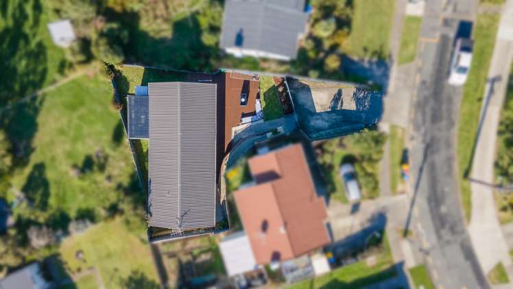 24a Hiwi Crescent Titahi Bay_15