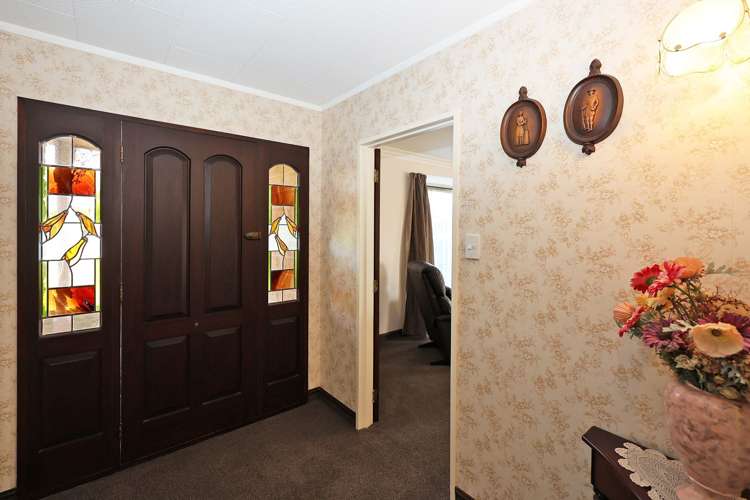 553 Thames Highway_4