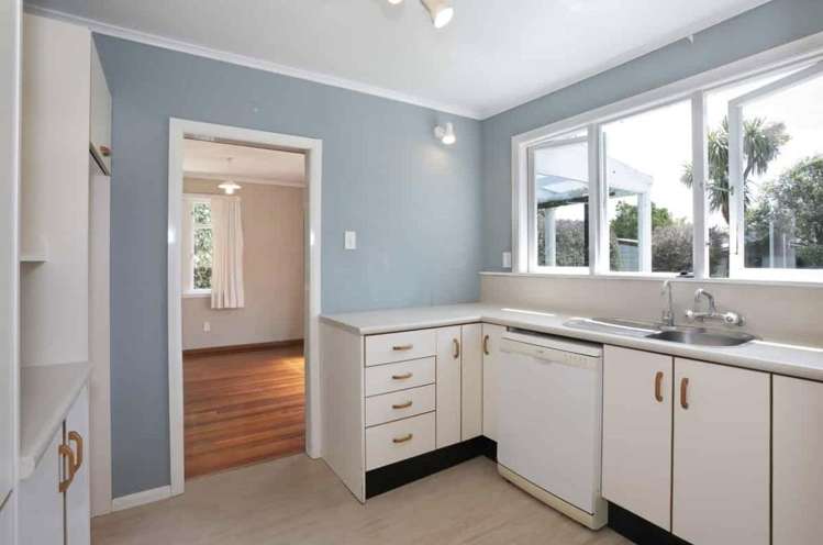 8 Nairn Crescent Awapuni_5