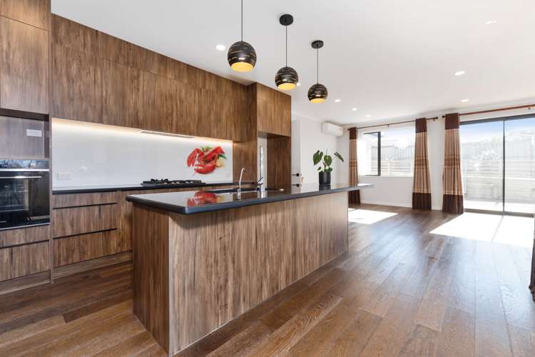 56 Taikura Avenue Red Beach_10