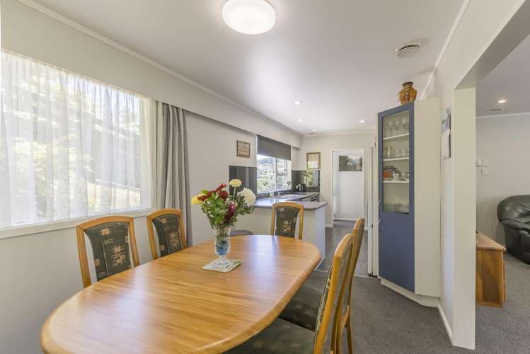 4 Sunrise Boulevard Tawa_8