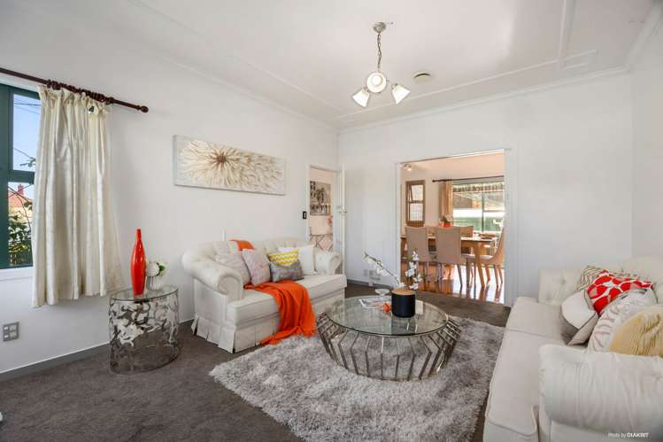 24 Denbigh Avenue Mt Roskill_5
