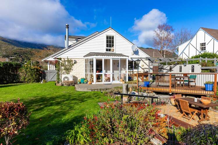 16 Huia Street Waikawa Picton_22