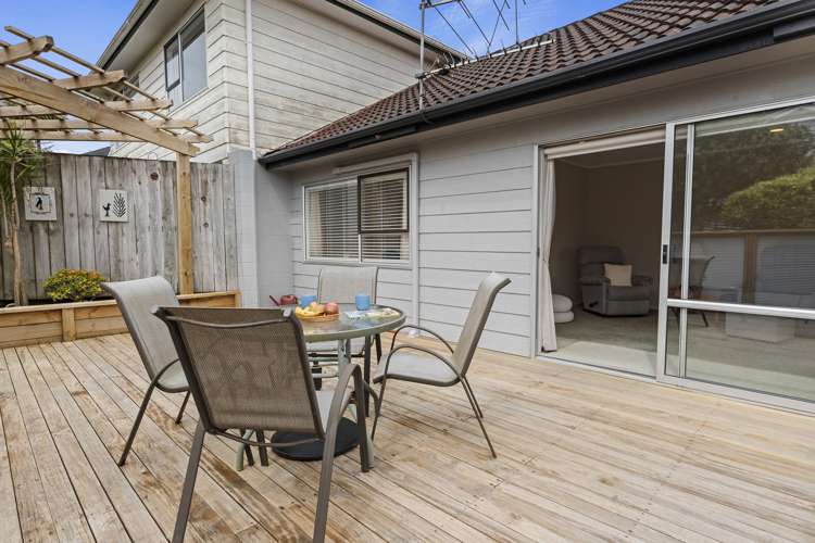 1/573 Beach Road Murrays Bay_9