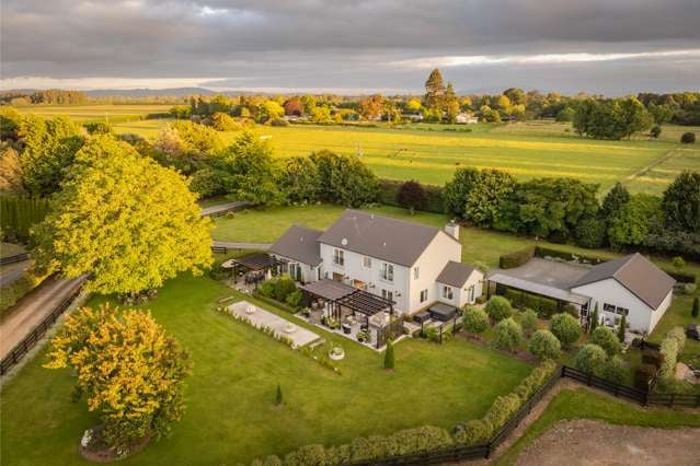 Tranquil Home and Gardens with Guest Suite