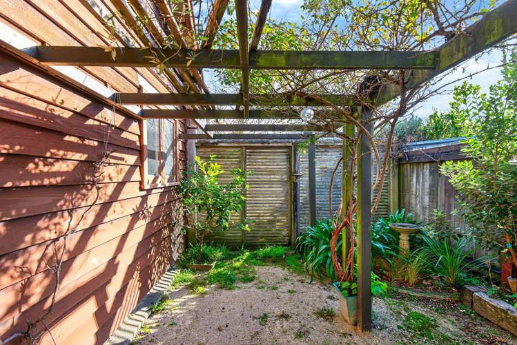 44 Oroua Street Eastbourne_24
