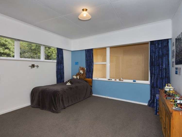 42 Churchill Avenue Richmond_8