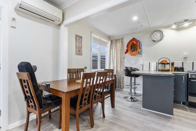 62 Peat Place Wanganui Central_2