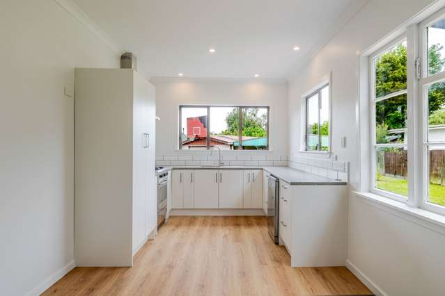 38 Savage Crescent West End_4