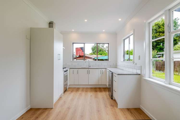 38 Savage Crescent West End_4