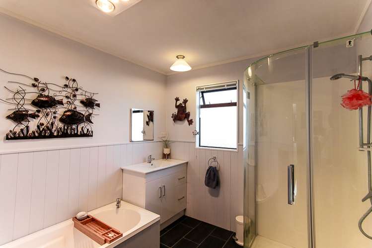 8b Te Awa Street Foxton Beach_10