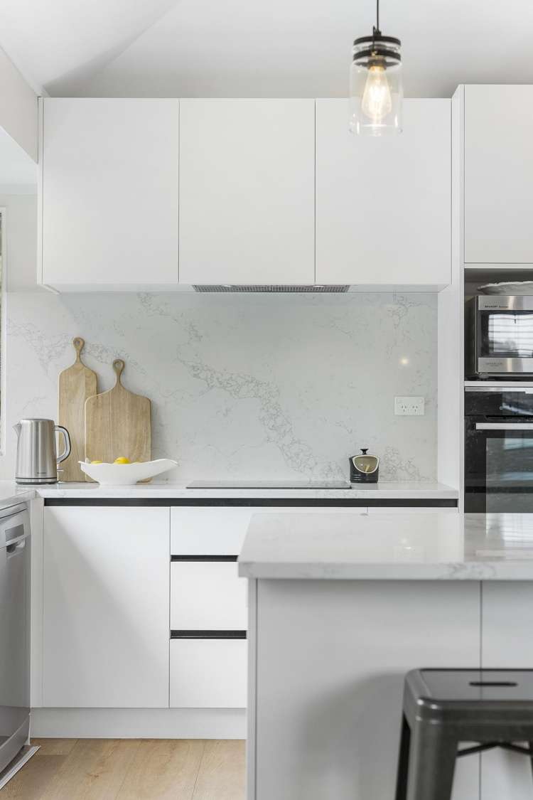 1/142 Sunset Road Unsworth Heights_4