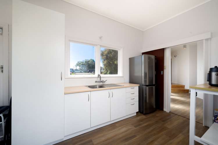 105 Bradbury Road Botany Downs_12