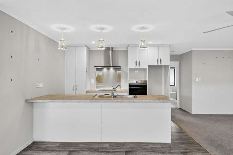 9 Kakamutu Road_3